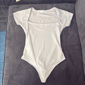 Aritzia Babaton Contour Squareneck Bodysuit in Light Gray